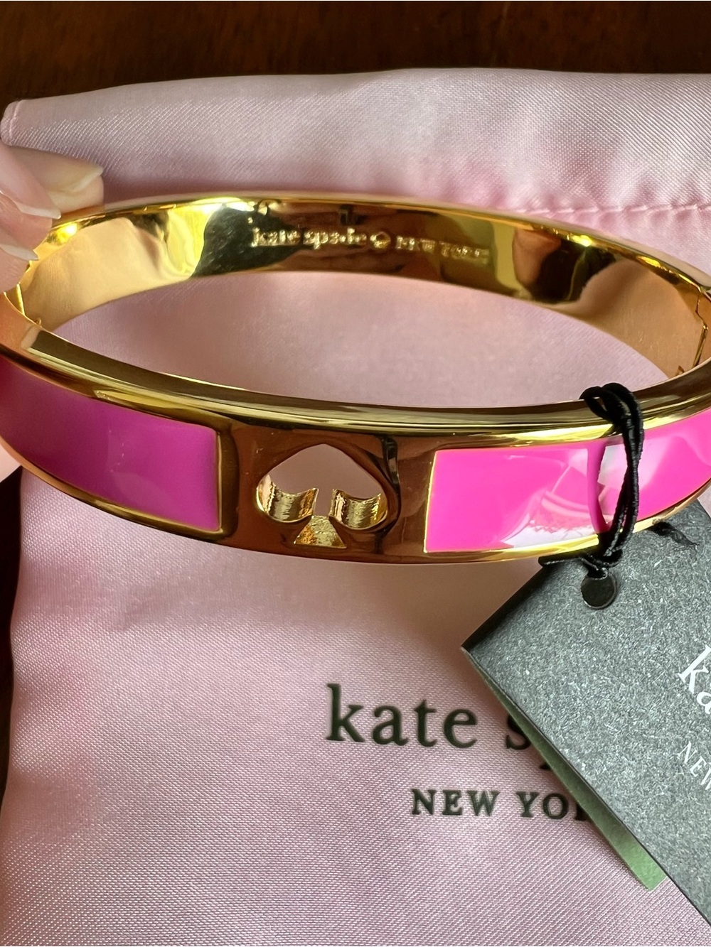 NWT kate spade Pink Hole Punch Enamel Hinged Bangle Bracelet - Picture 1 of 6